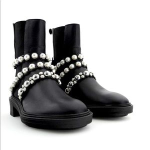 NWT ZARA PEARL STRAP ANKLE BOOTS